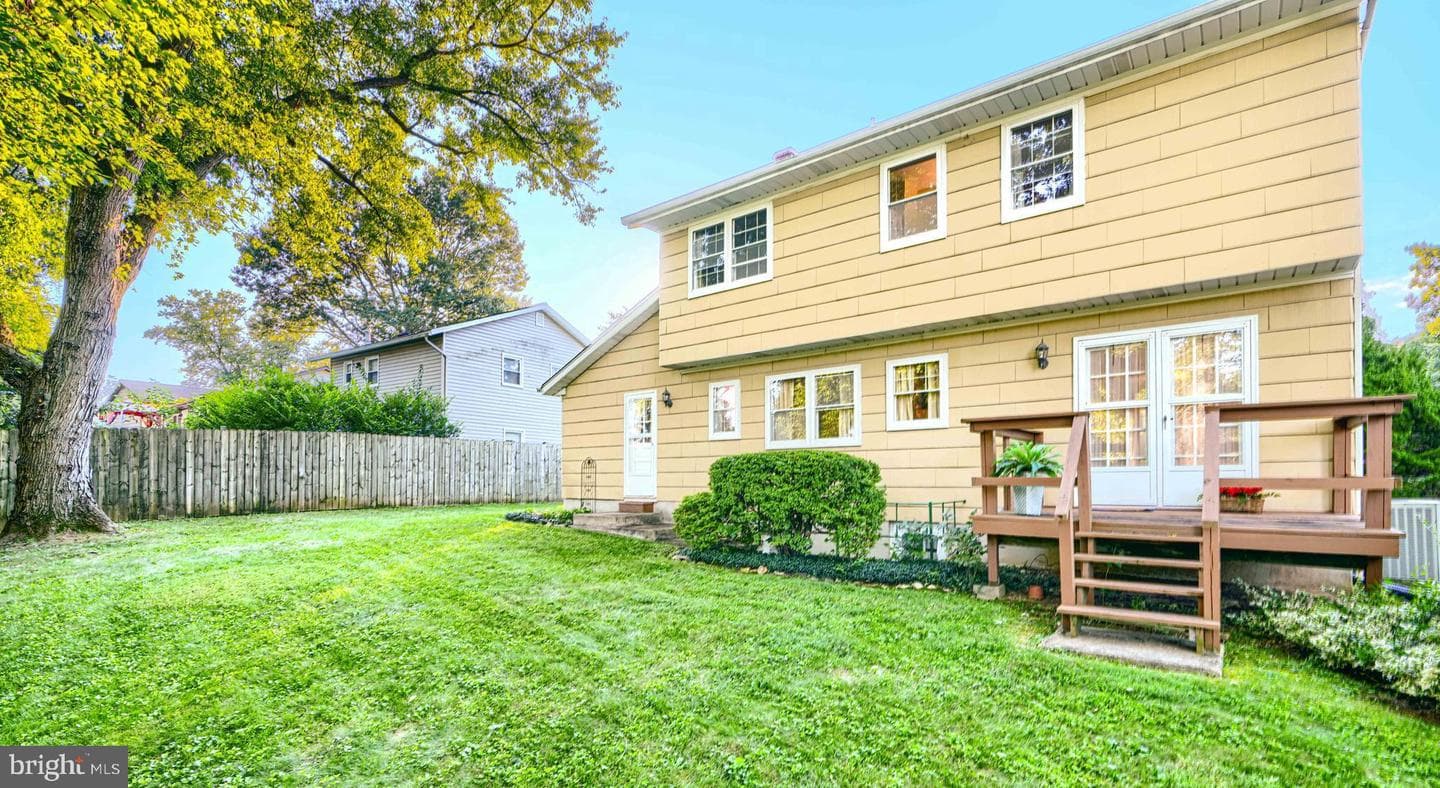 117 Royal Oak Drive photo 3