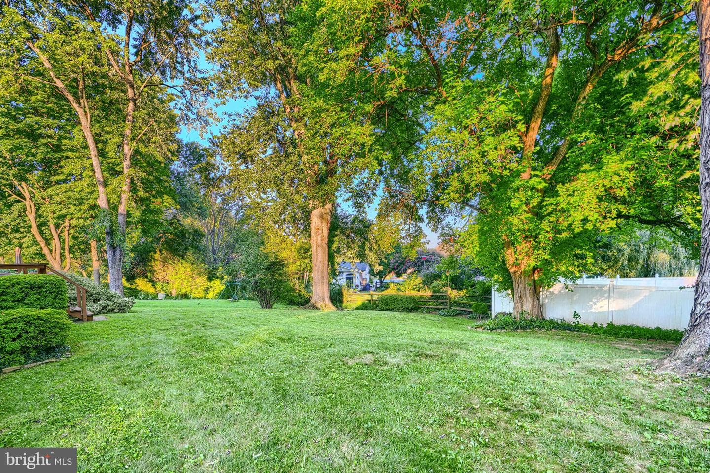 117 Royal Oak Drive photo 5