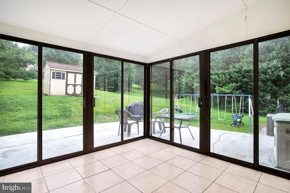12 Overbrook Lane photo 13