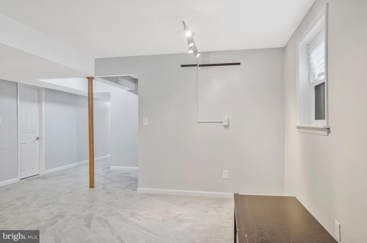 12 Overbrook Lane photo 30