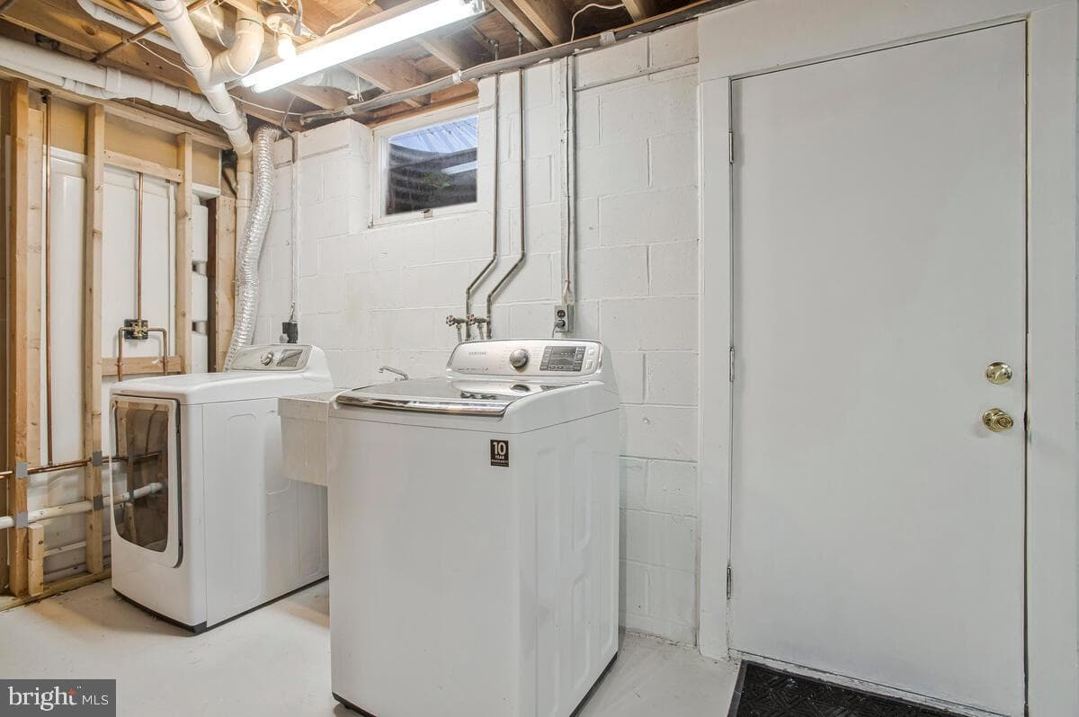 12 Overbrook Lane photo 34