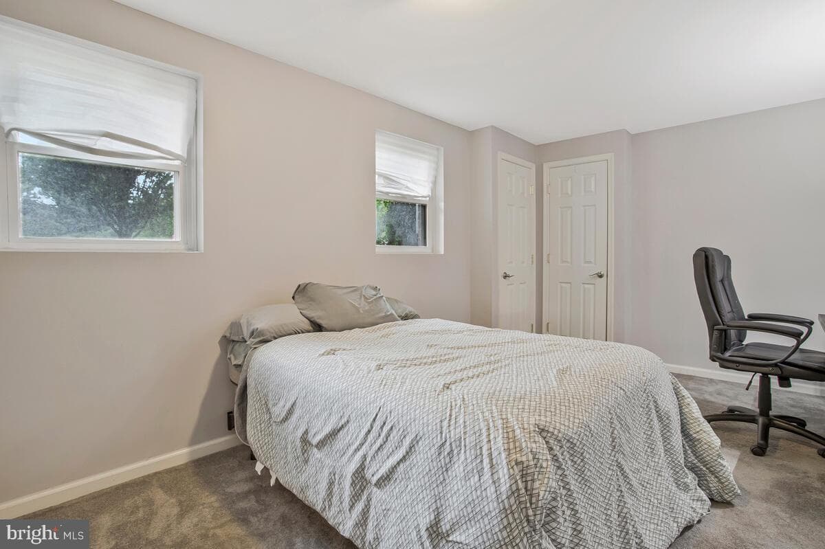 12 Overbrook Lane photo 35