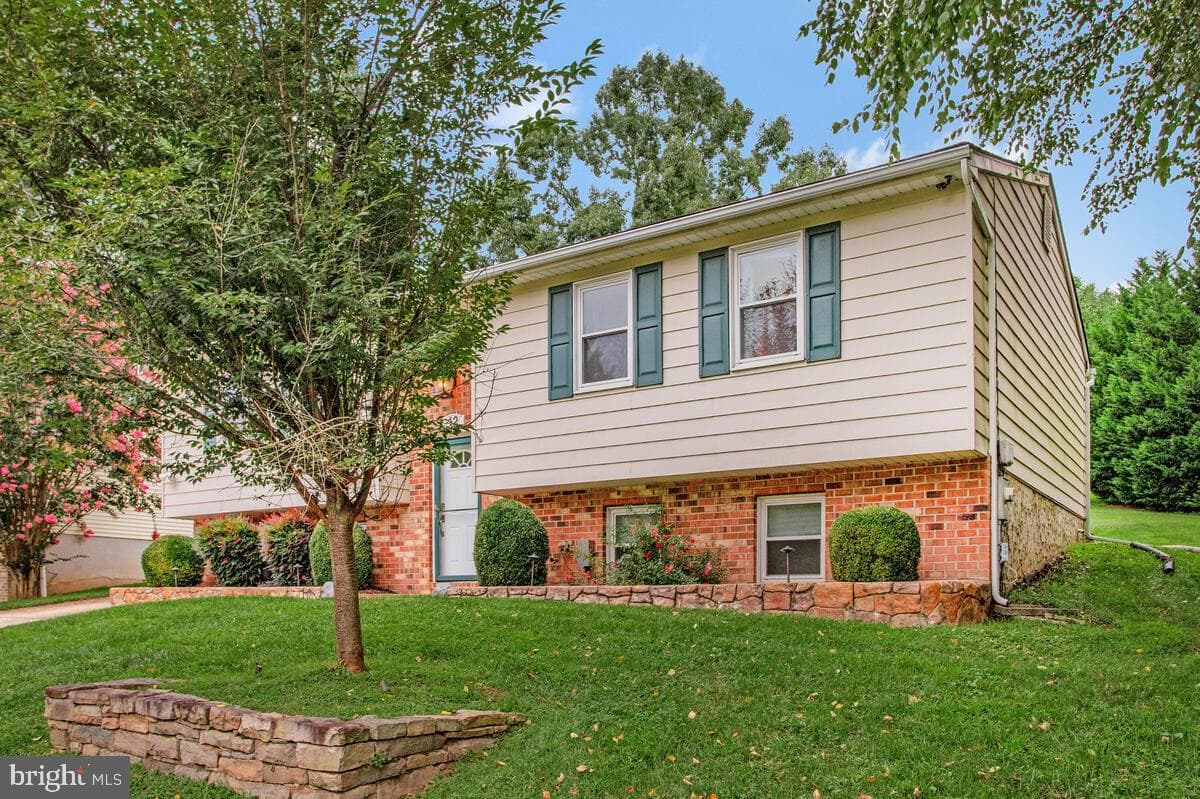 12 Overbrook Lane photo 5