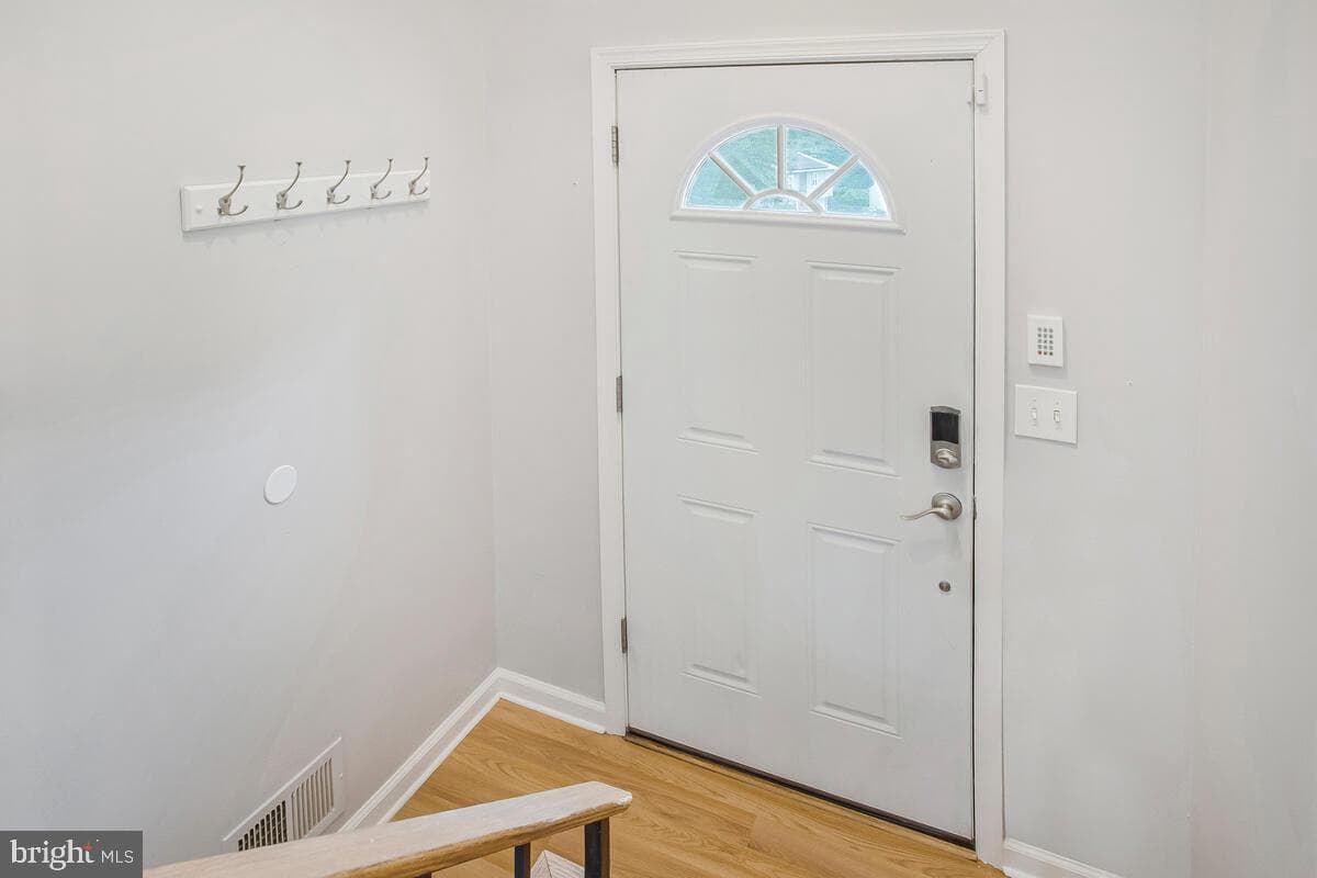 12 Overbrook Lane photo 7