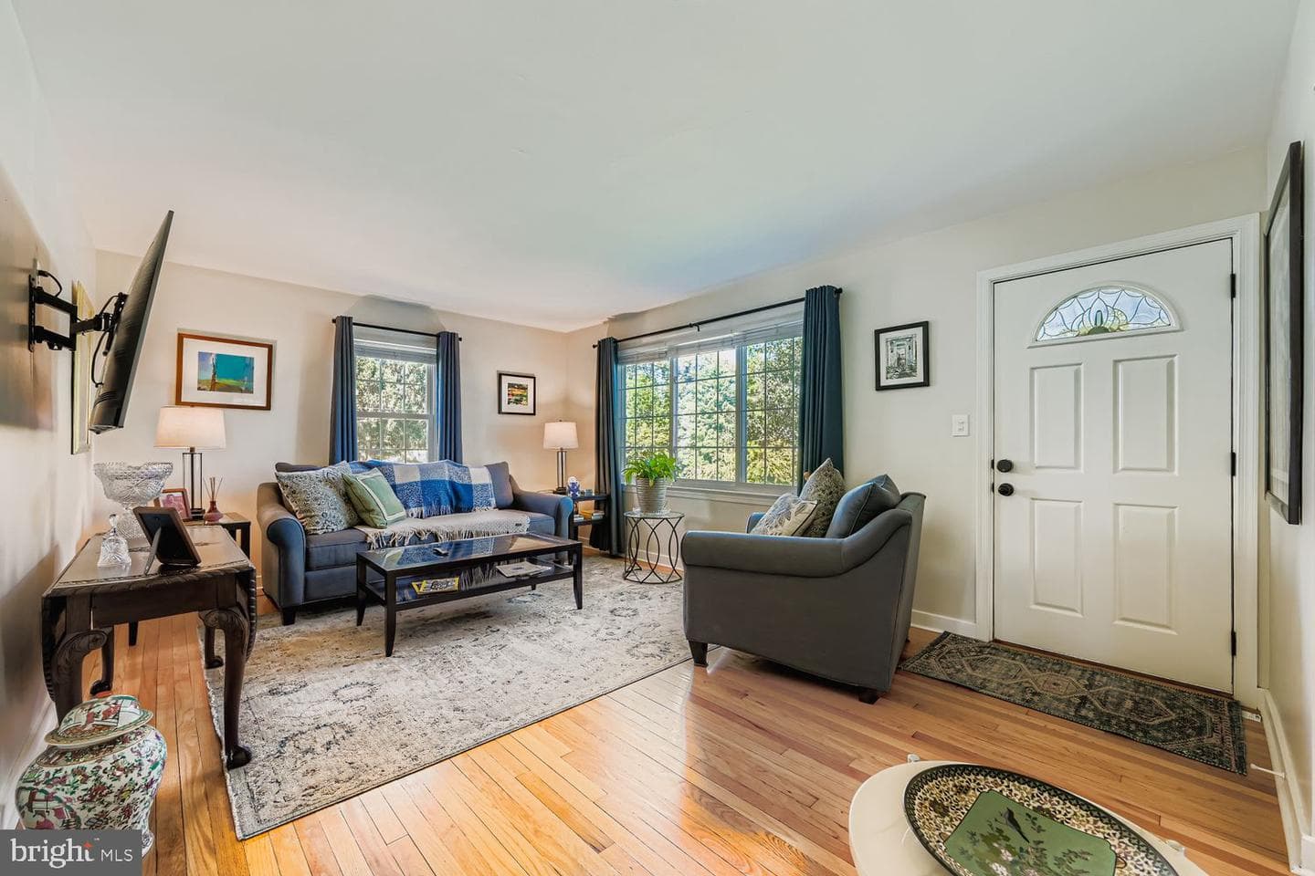 610 Lewis Street photo 6