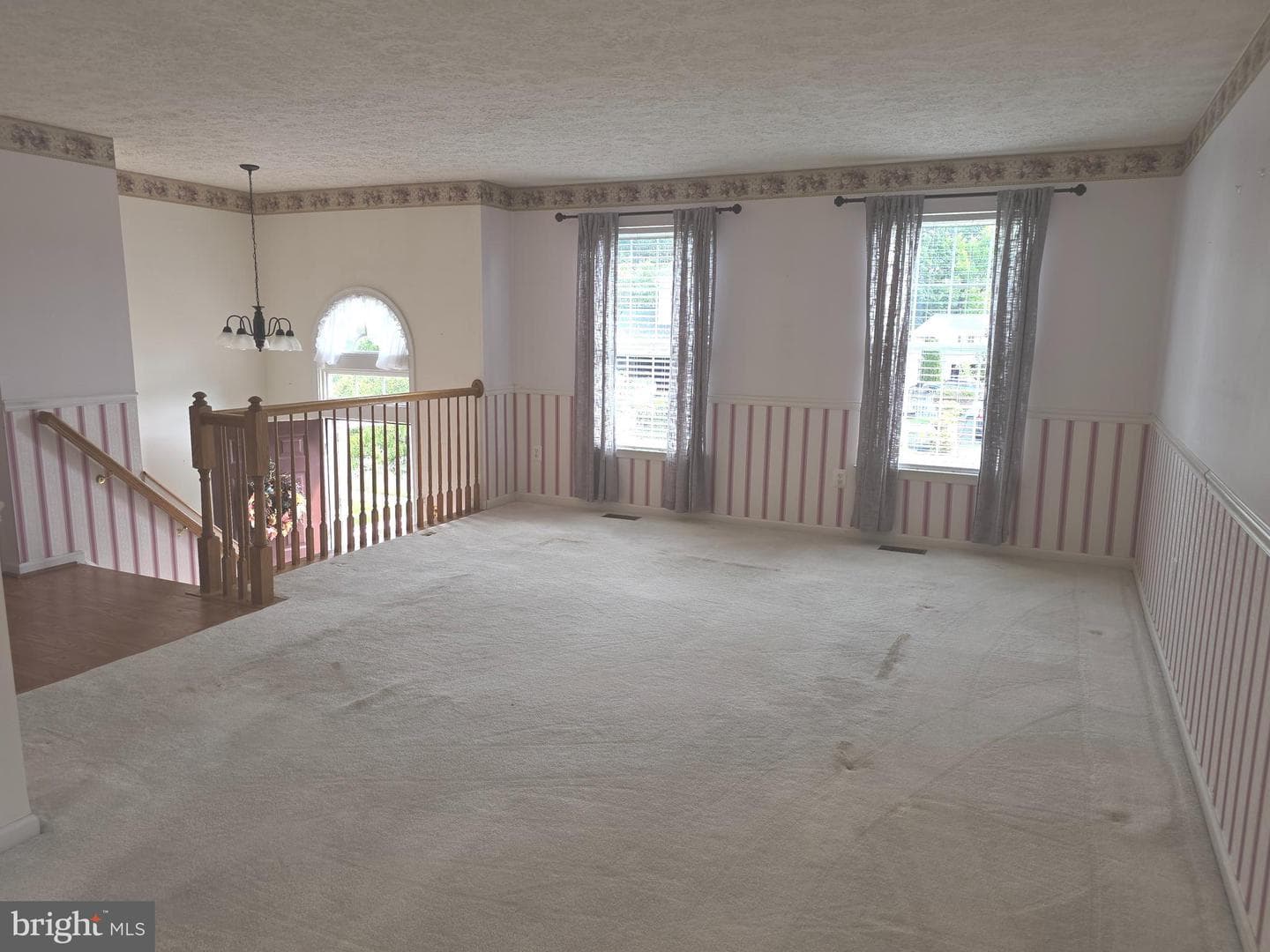 702 Jonathan Drive photo 15