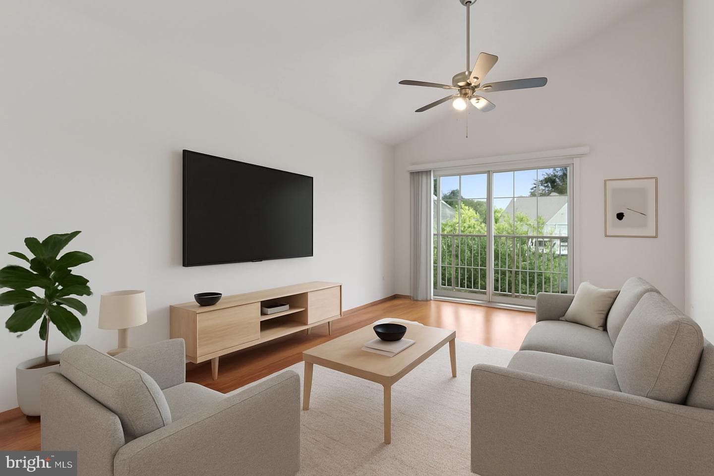 1309 Sheridan Place #99 photo 4