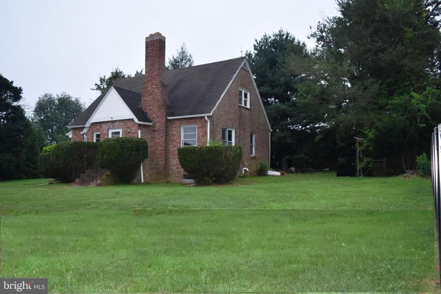 1720 Grafton Shop Road photo 8