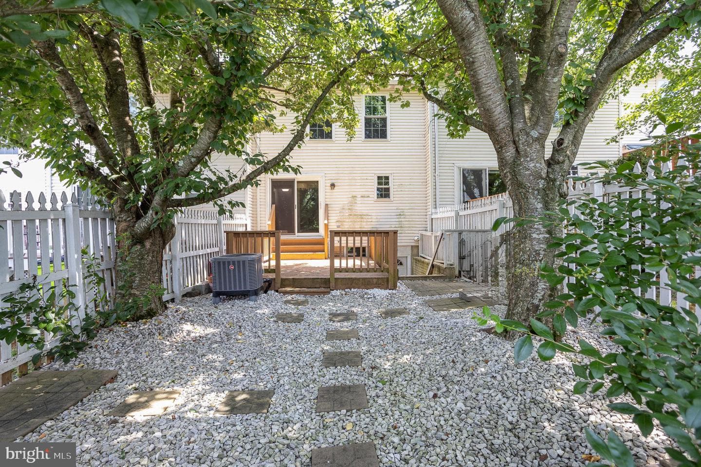 226 Hunters Run Terrace photo 23