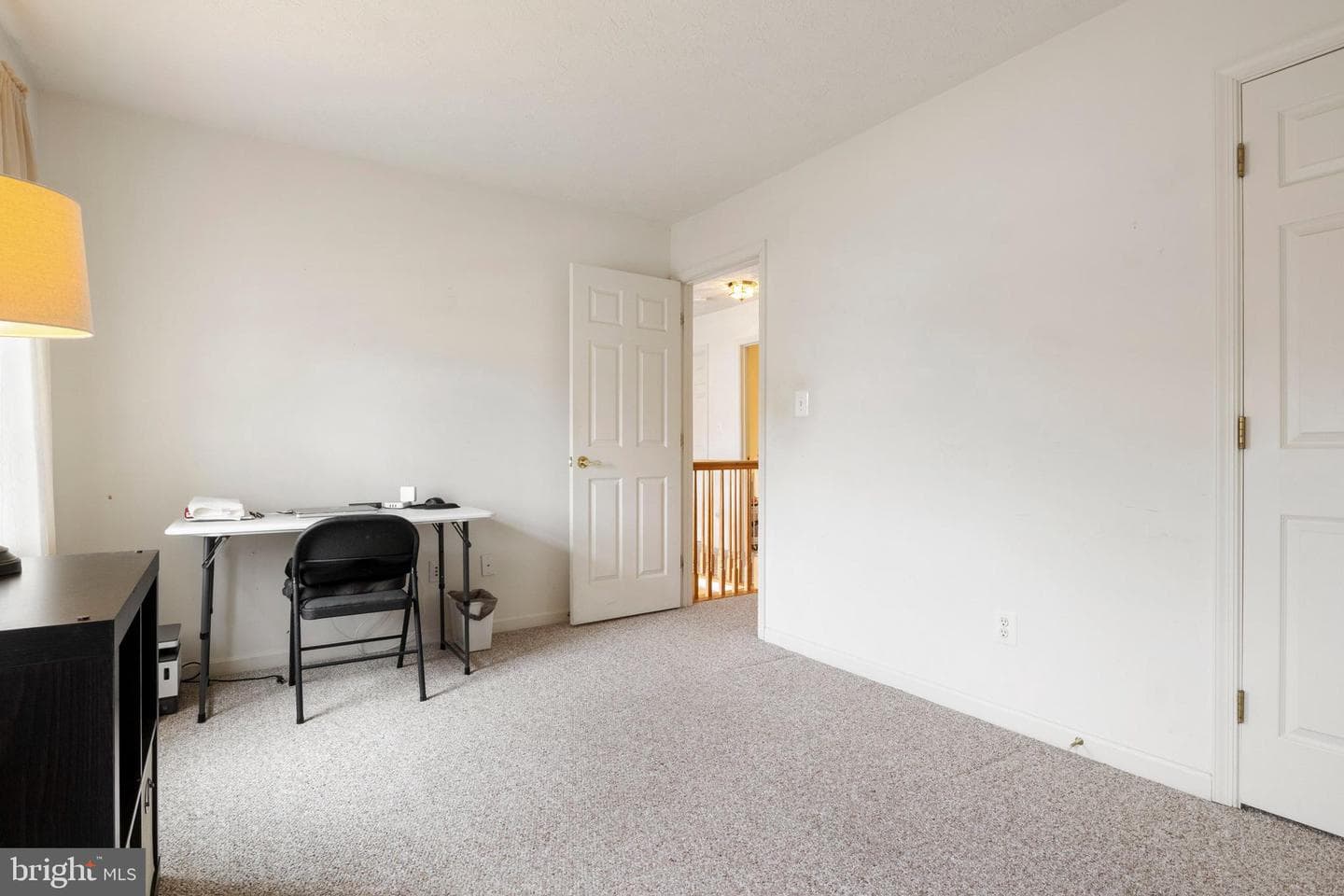 730 Hollywood Place photo 33