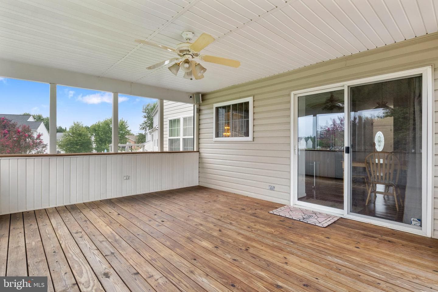 730 Hollywood Place photo 46
