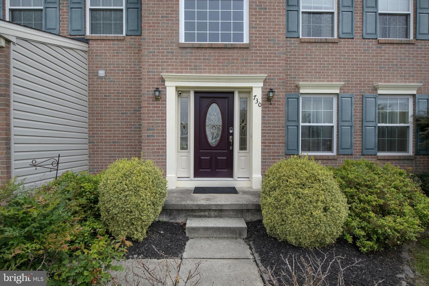 730 Hollywood Place photo 5