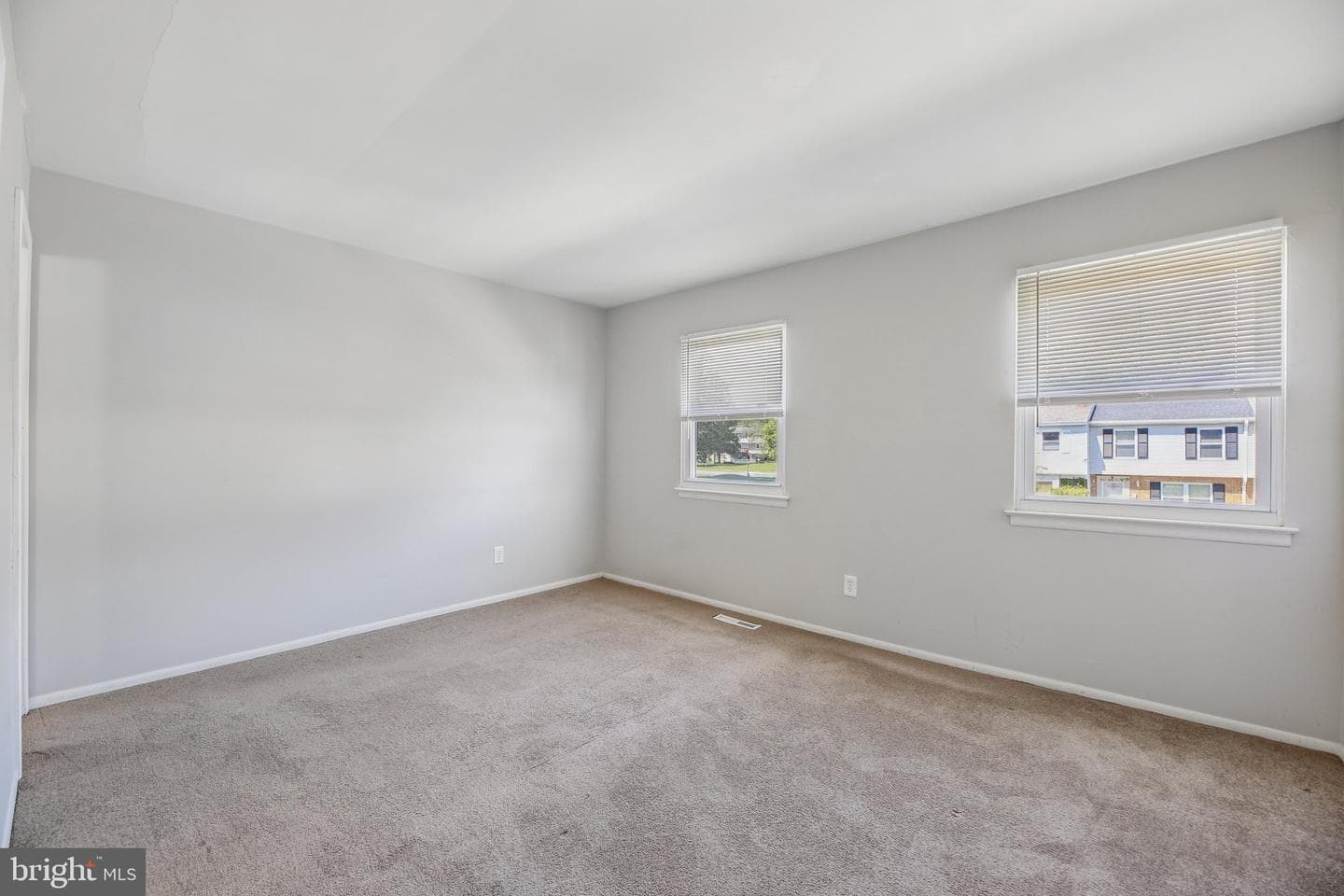 1557 Charlestown Drive photo 15