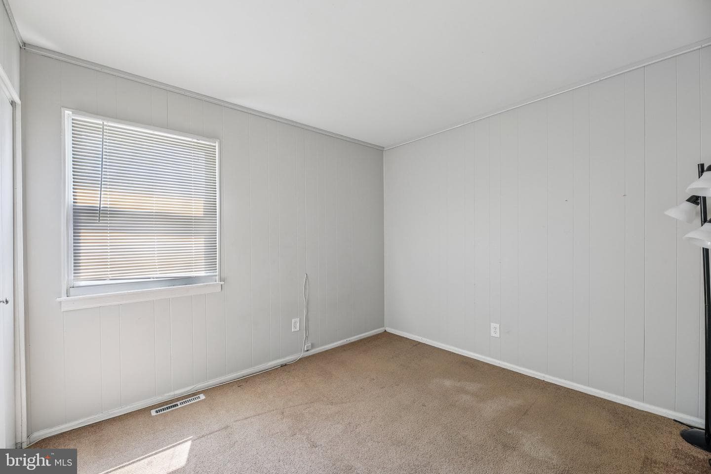 1557 Charlestown Drive photo 19