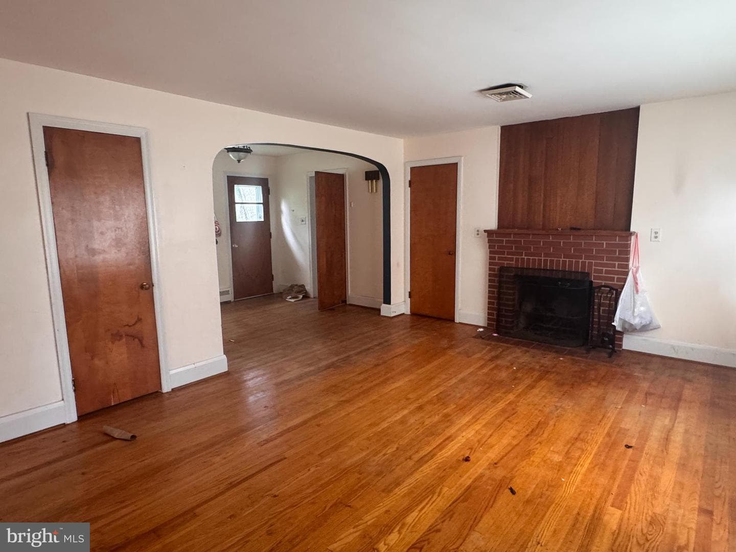 302 S Fountain Green Road photo 5