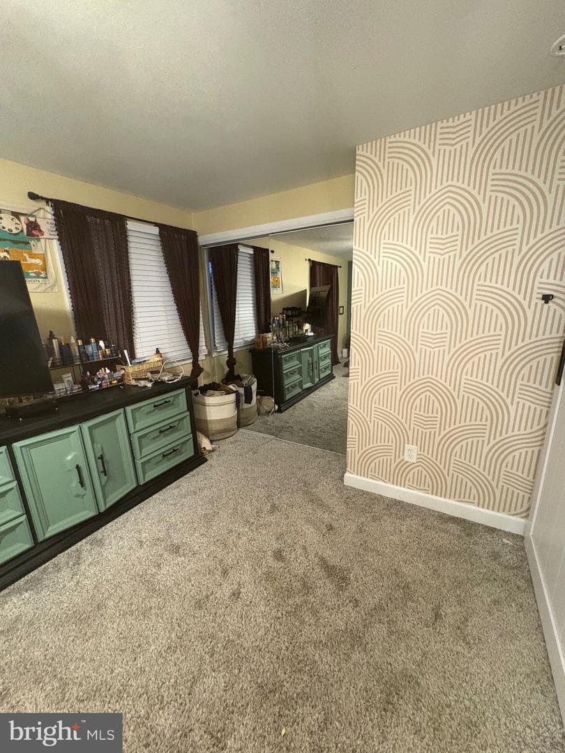 233 Haverhill Road photo 10