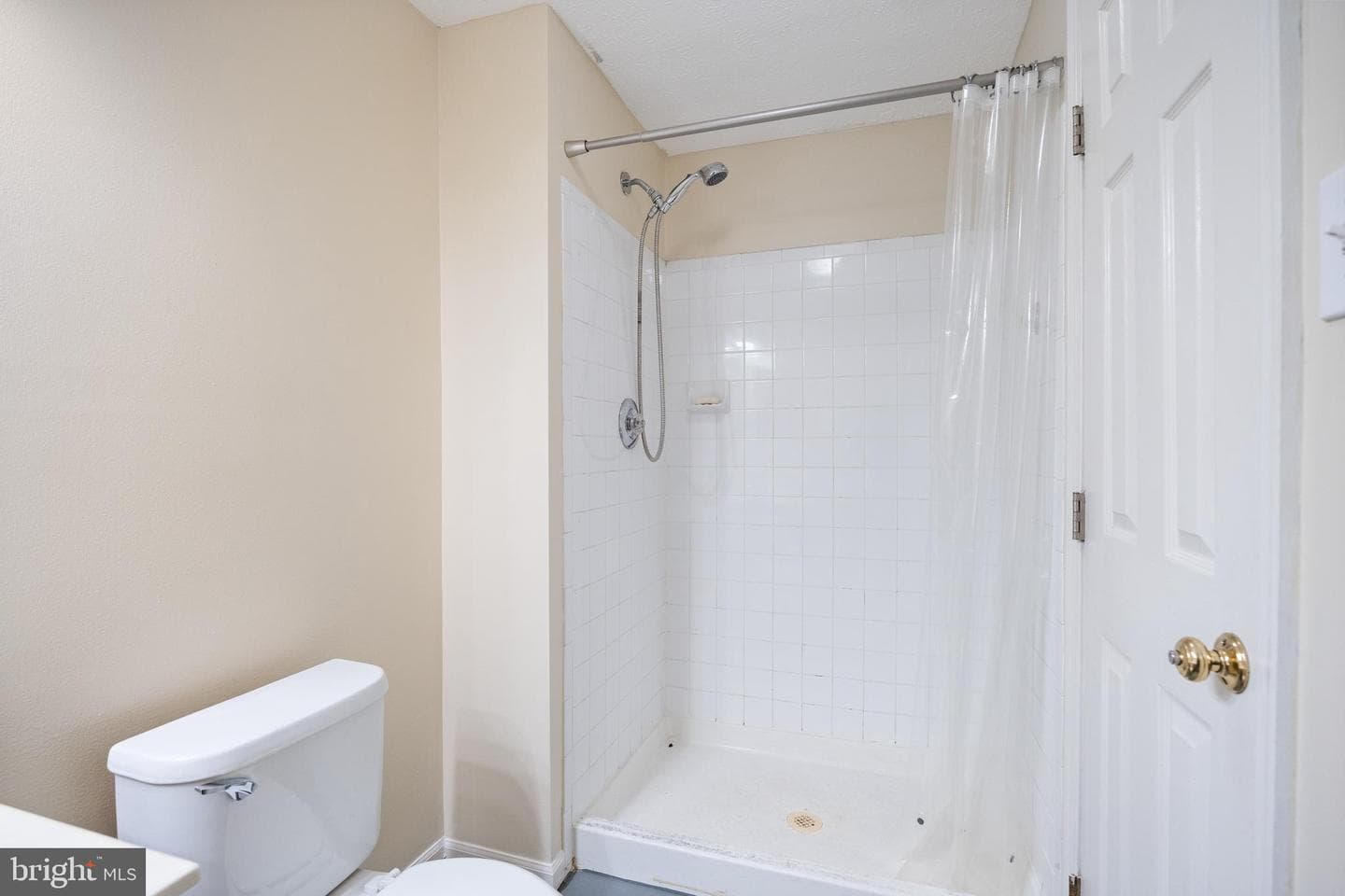 914 Gainsborough Court #914 photo 25