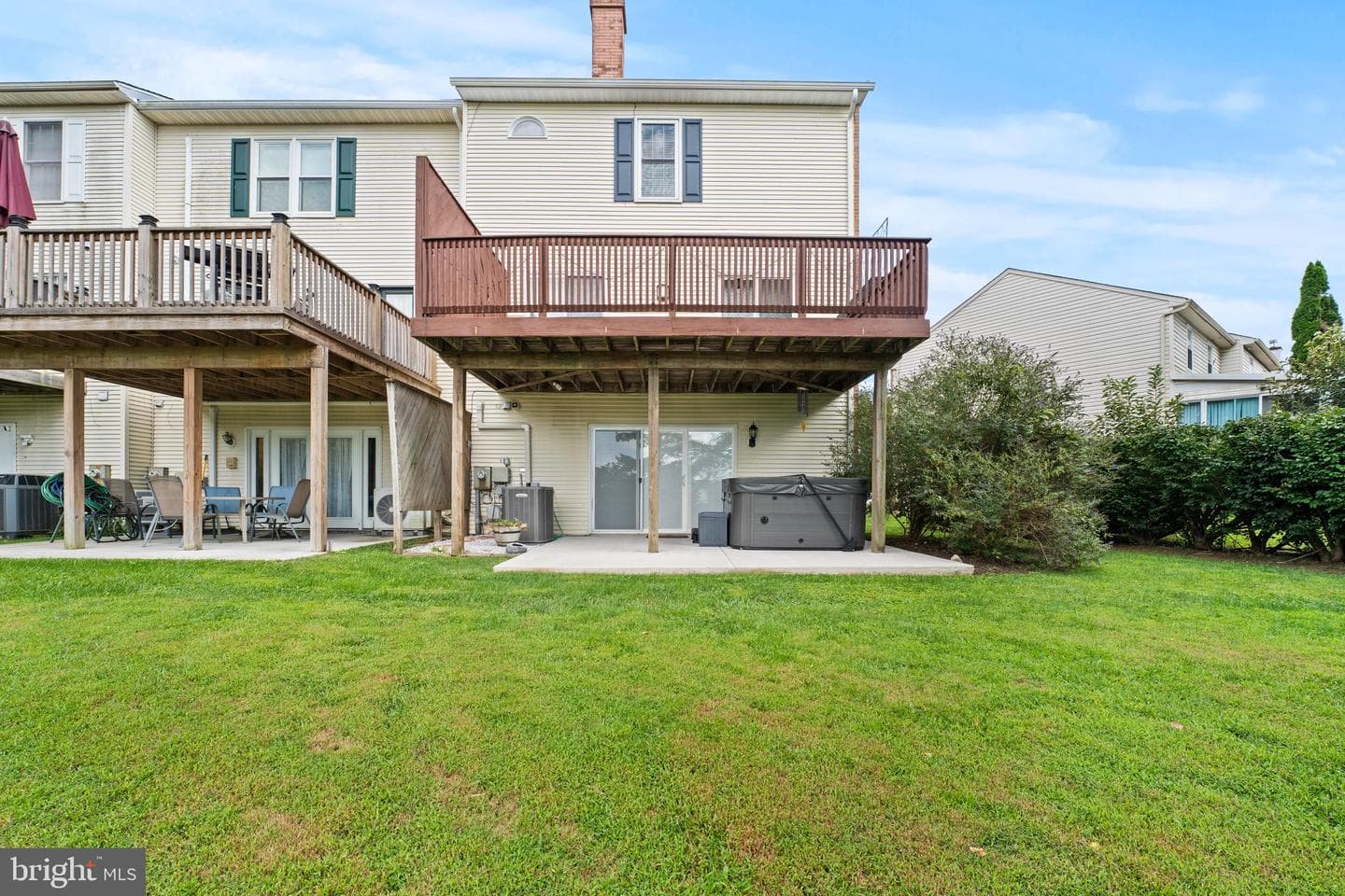 1223 Athens Court photo 38