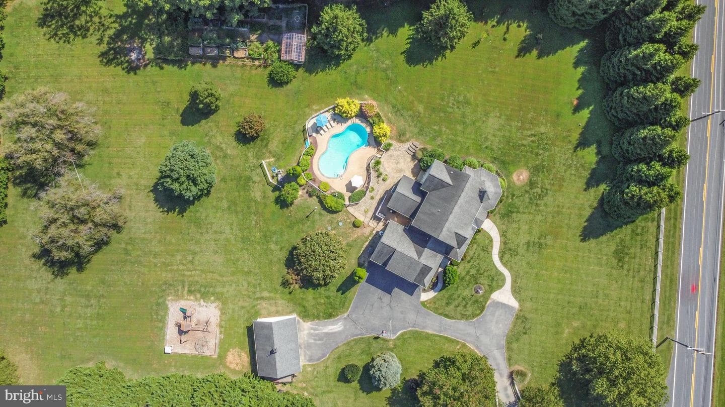 4235 Norrisville Road photo 70