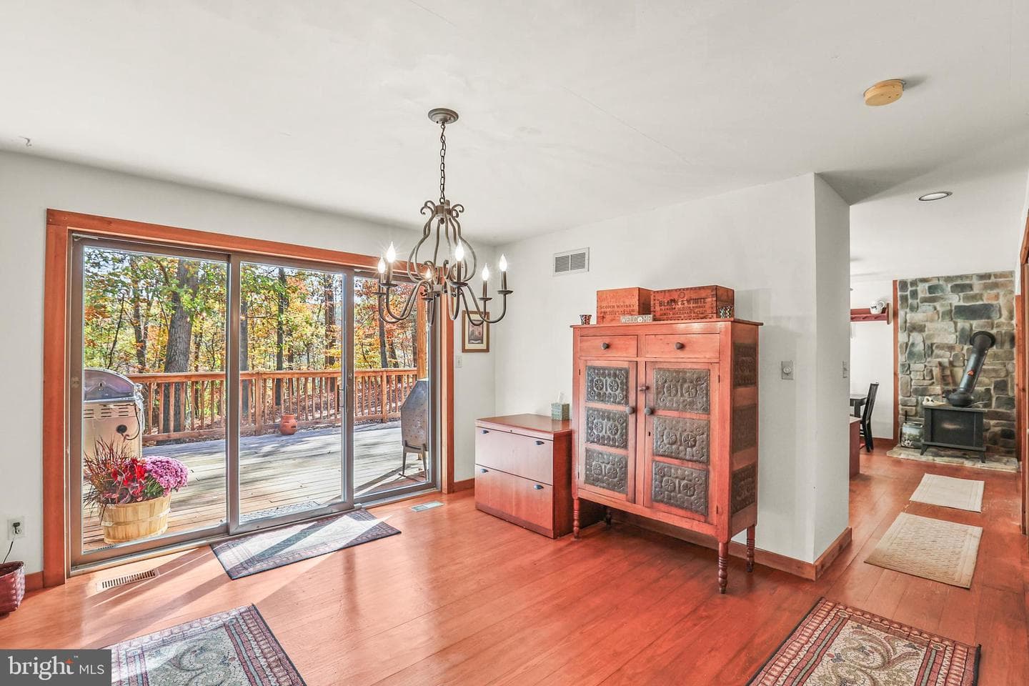 1033 Taylor Road photo 10