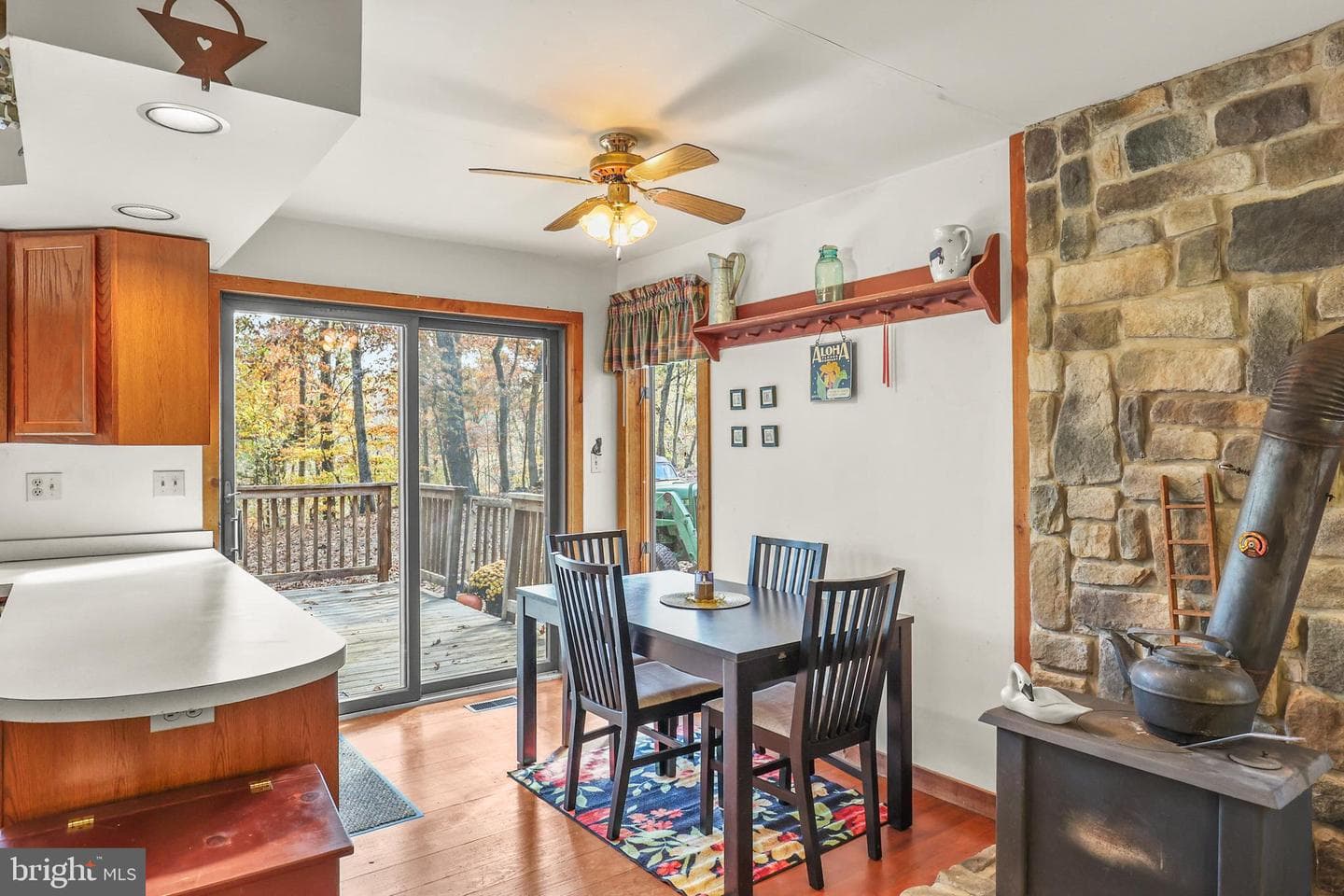 1033 Taylor Road photo 18