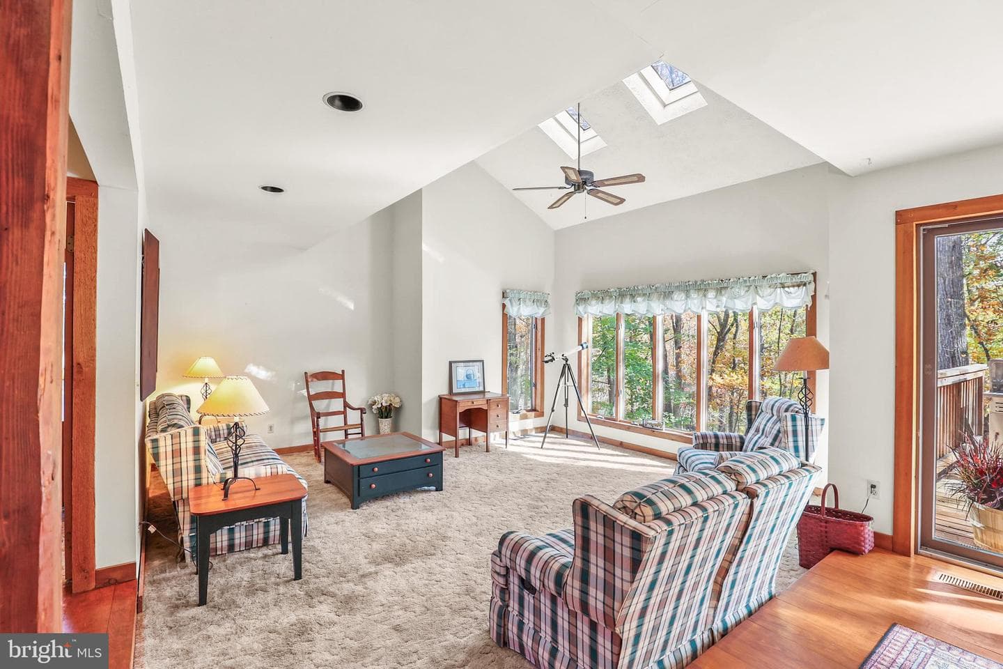 1033 Taylor Road photo 4