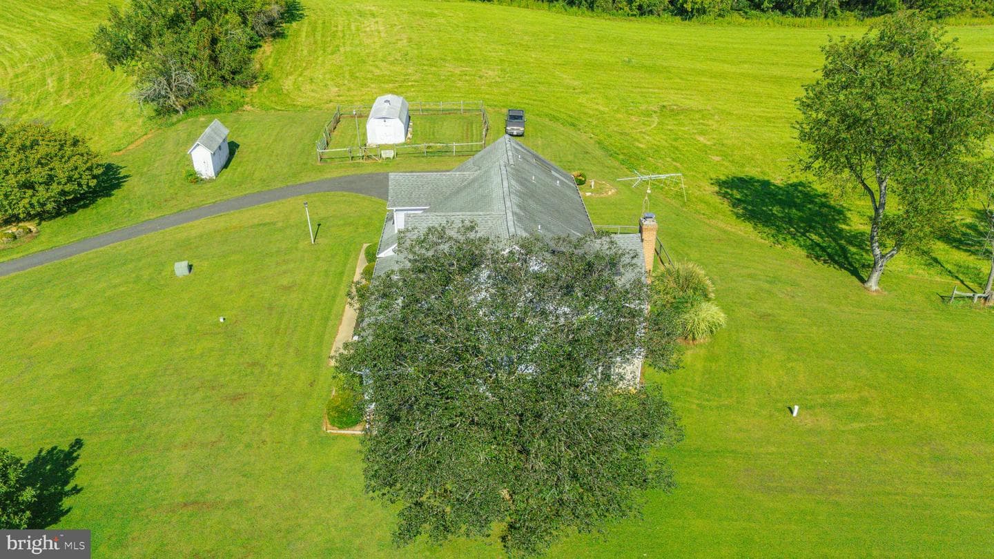 1134 Chrome Hill Road photo 108