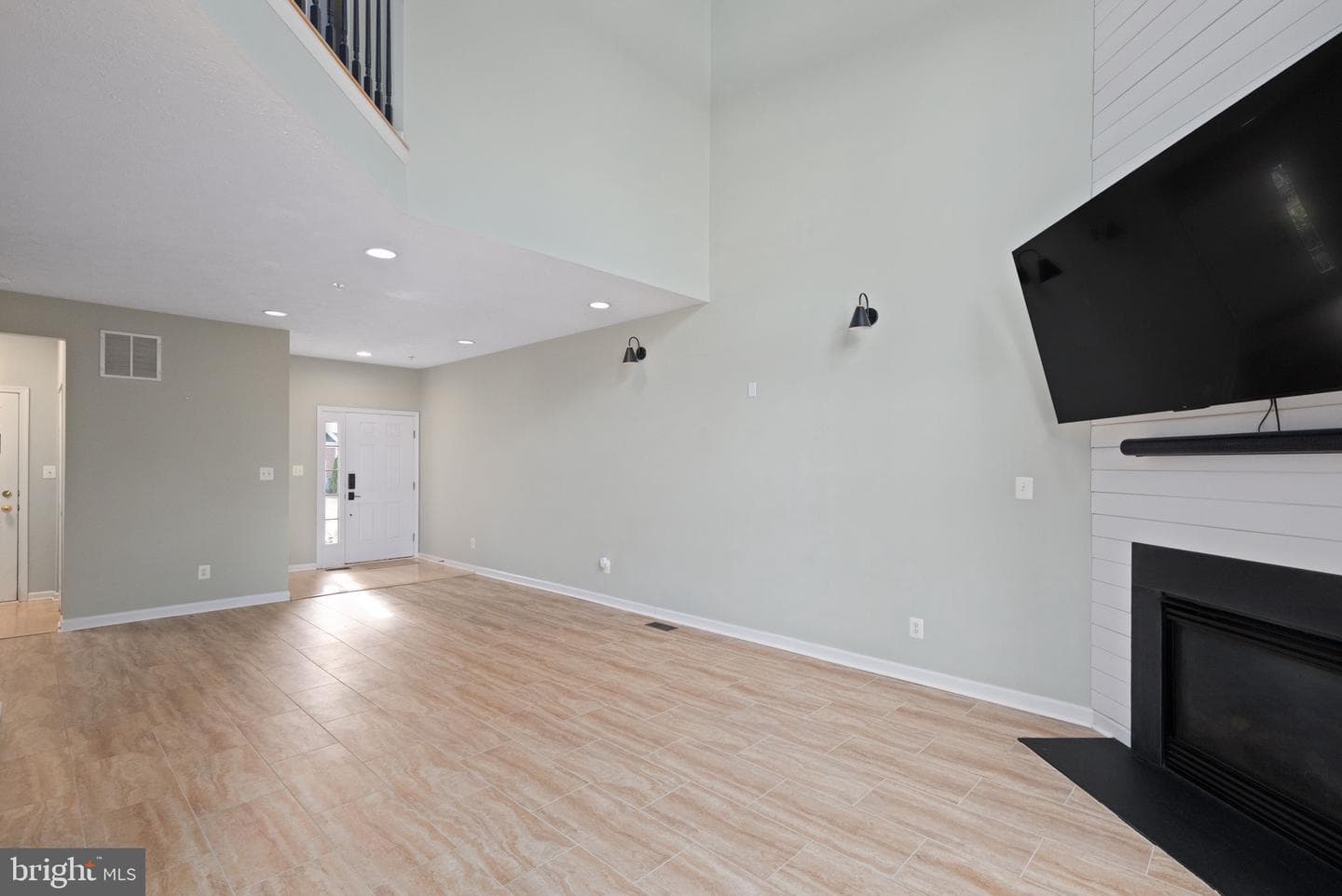 3110 Woodspring Drive photo 3