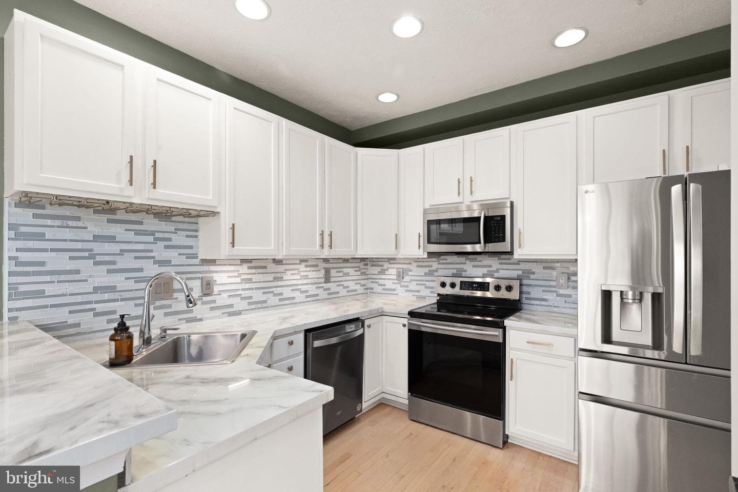 3110 Woodspring Drive photo 8
