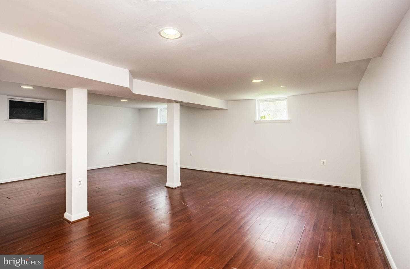 615 Pinehurst Street photo 32
