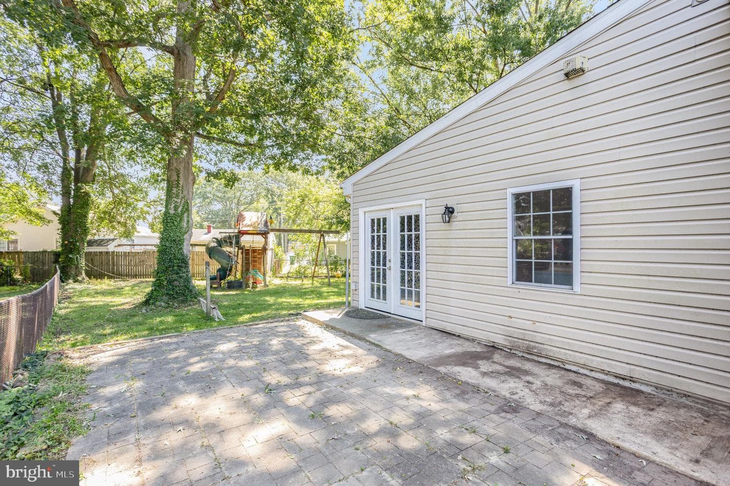 615 Pinehurst Street photo 33