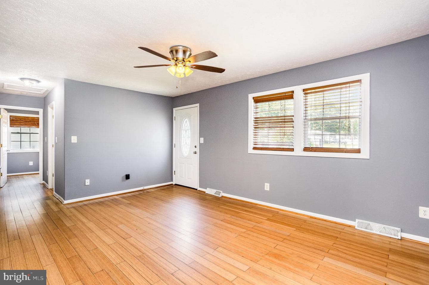 615 Pinehurst Street photo 5