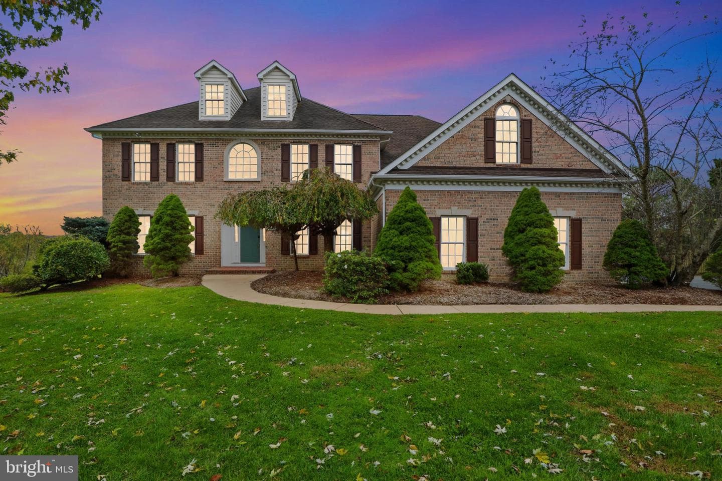 1038 Woodshire Lane, Street