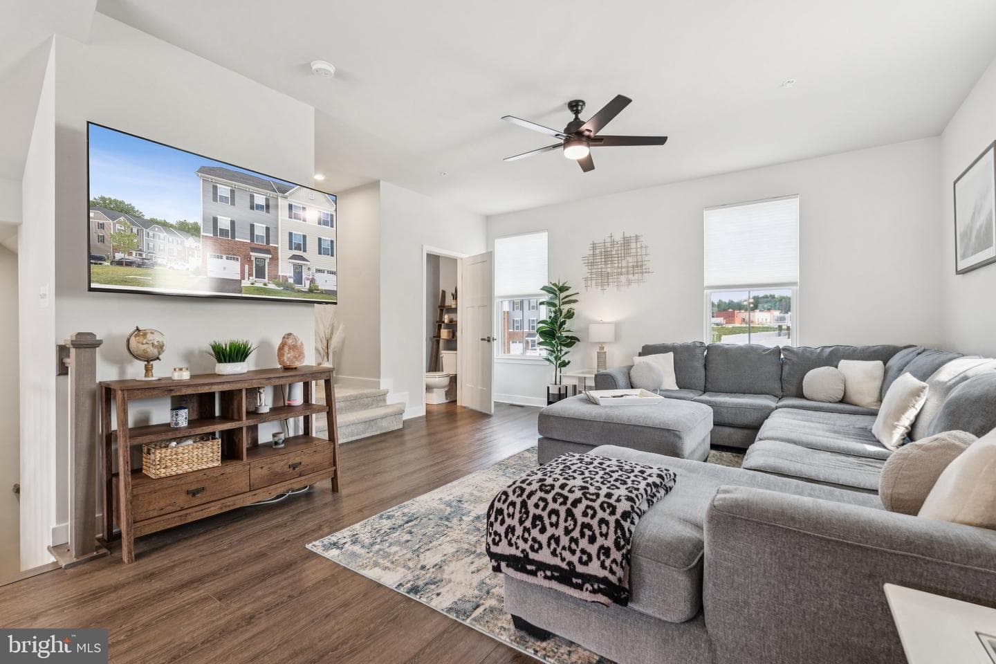 2532 Schooner Way photo 3