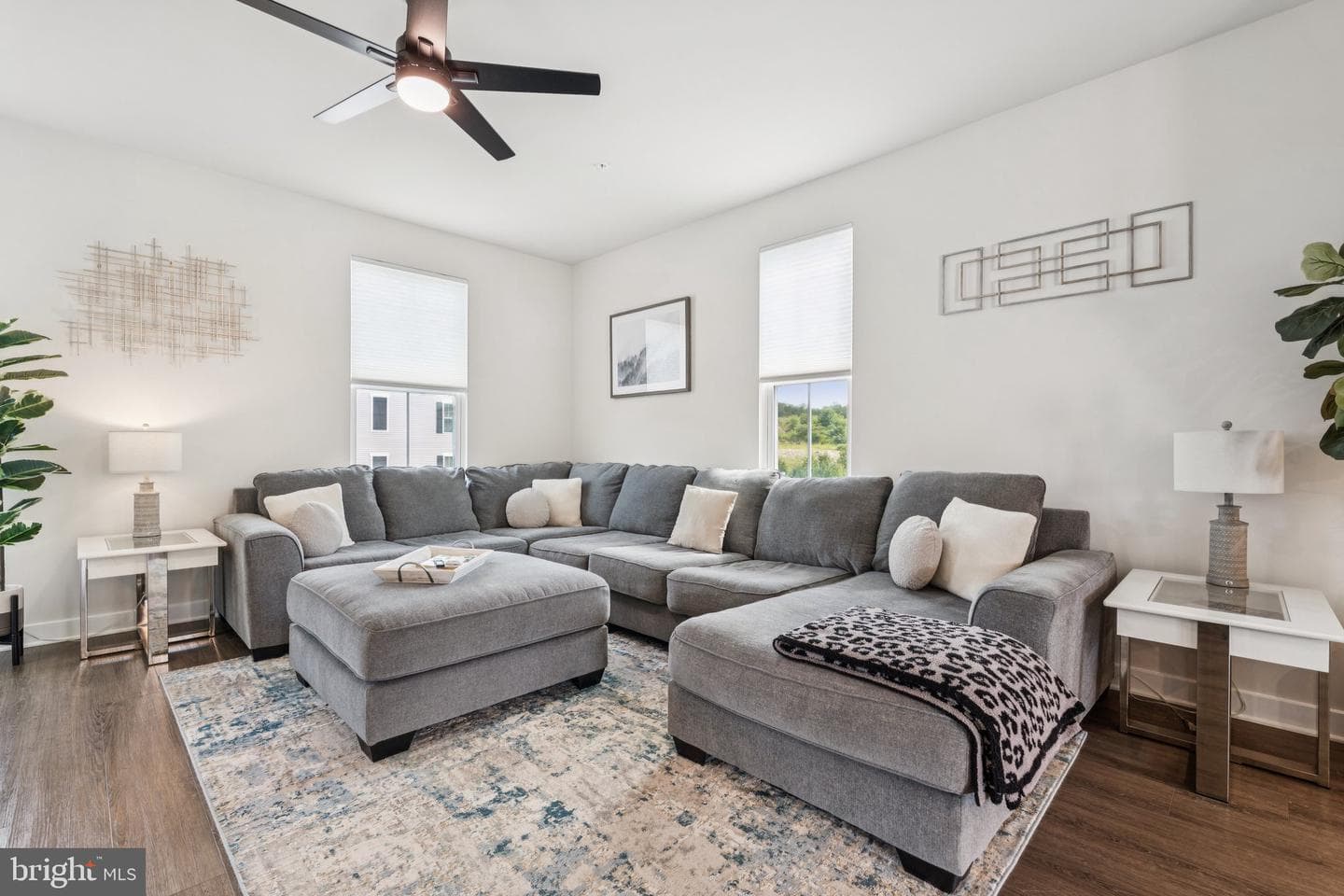2532 Schooner Way photo 4