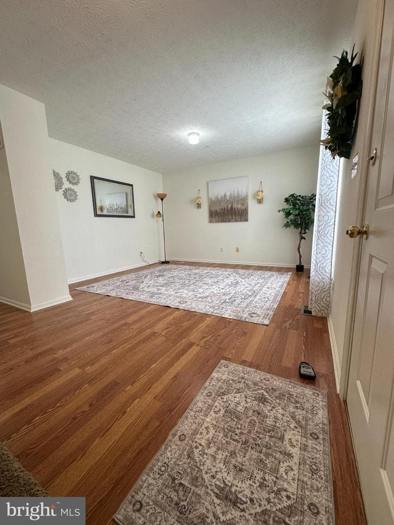368 Center Deen Avenue photo 2