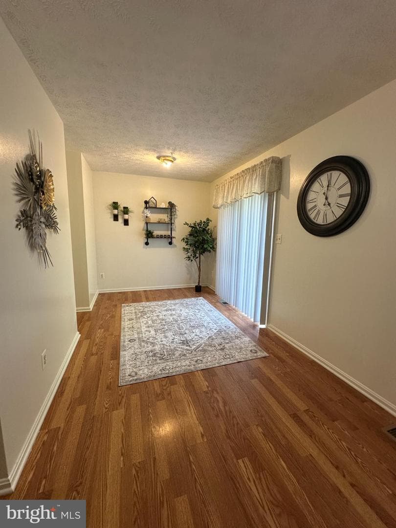 368 Center Deen Avenue photo 5