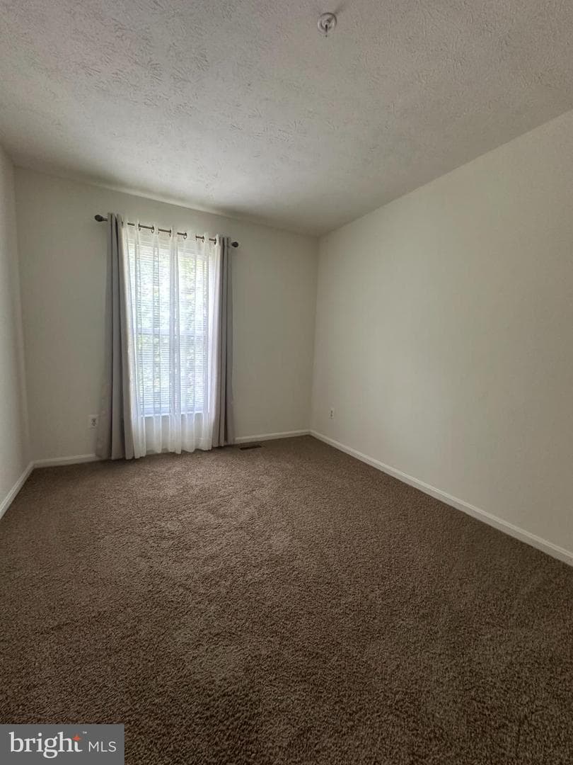 368 Center Deen Avenue photo 8