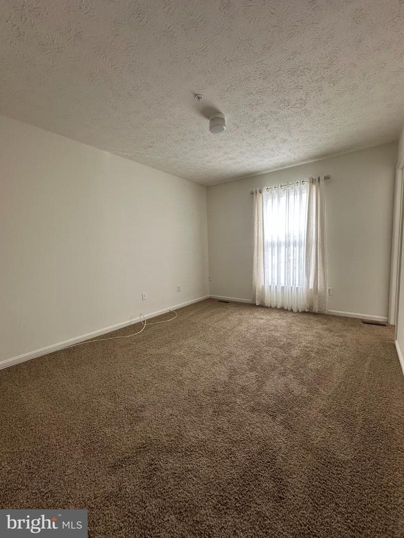 368 Center Deen Avenue photo 9
