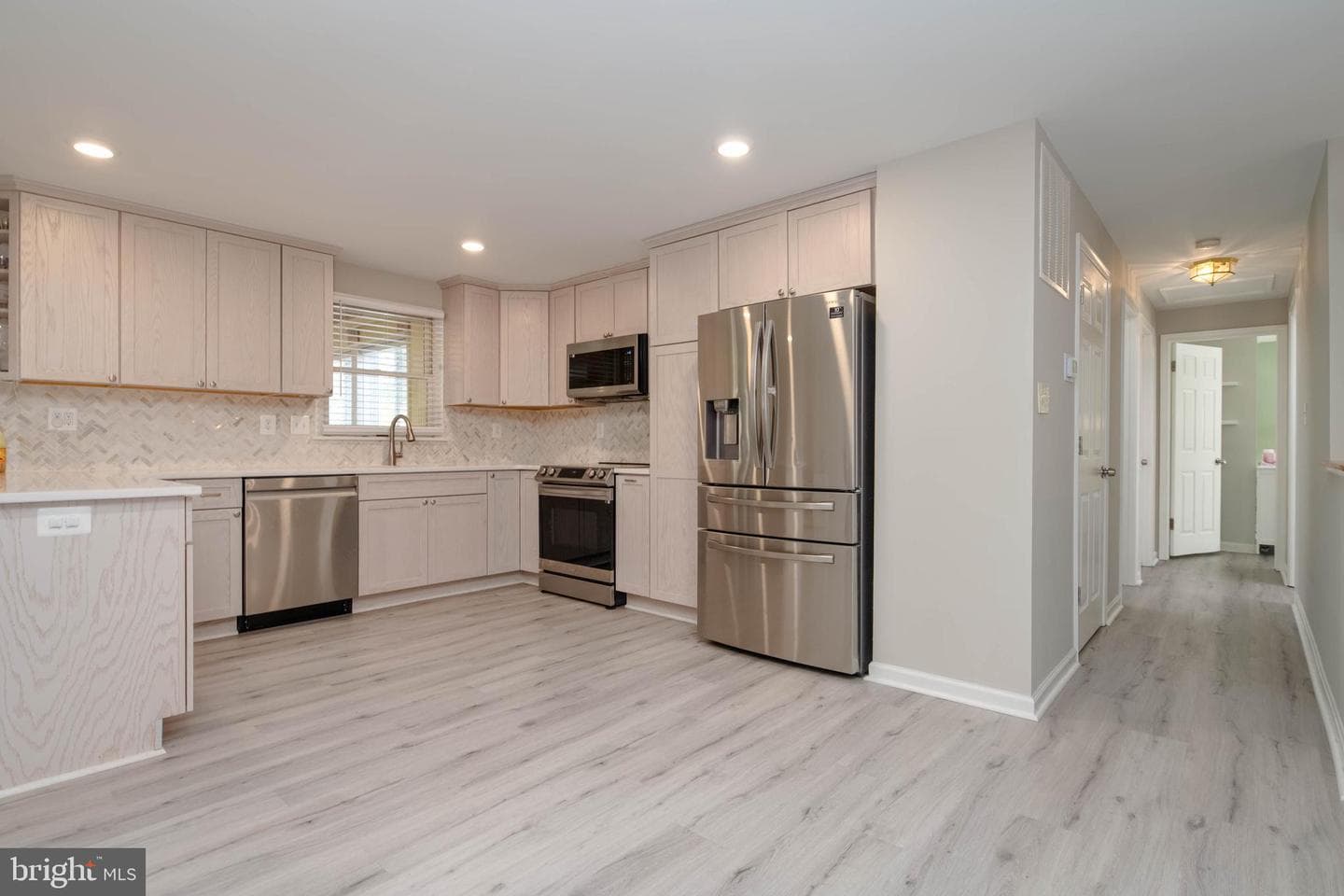 1316 Ipswich Drive photo 7