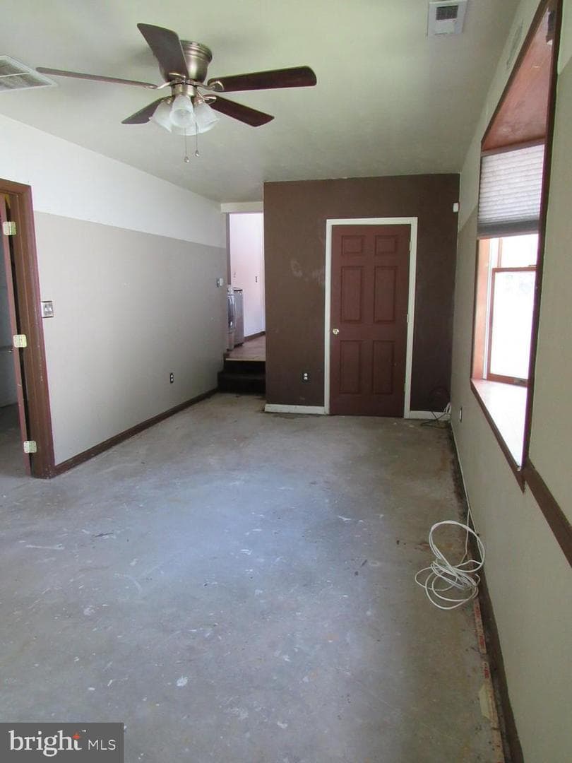 2212 Pine Street photo 10