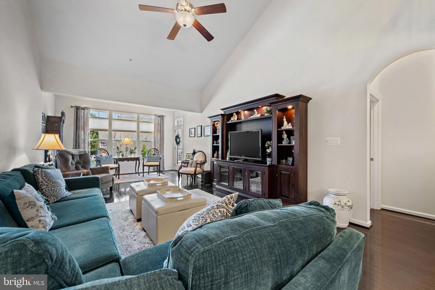 313 Lennox Drive photo 9
