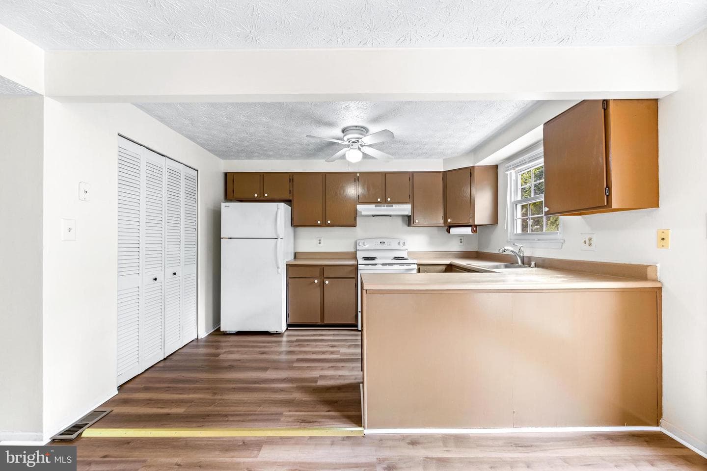 929 Todd Road photo 13