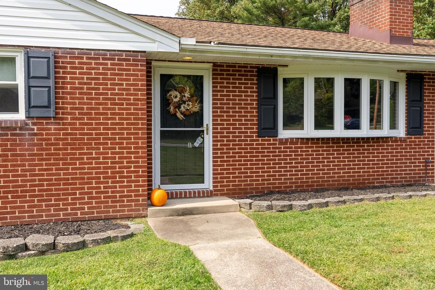 2508 Crestview Drive Crestview Drive photo 4