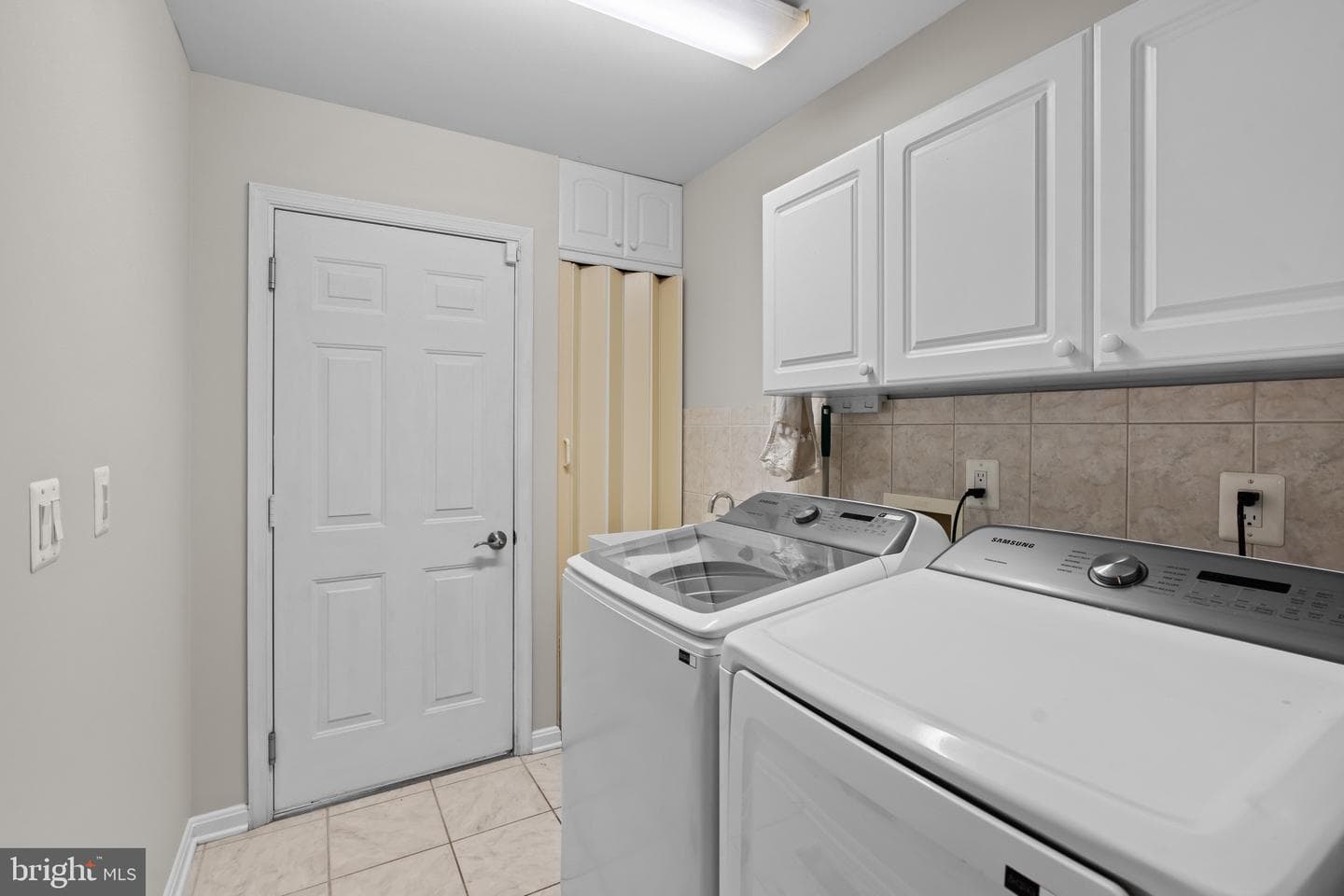 403 Summershade Court photo 22