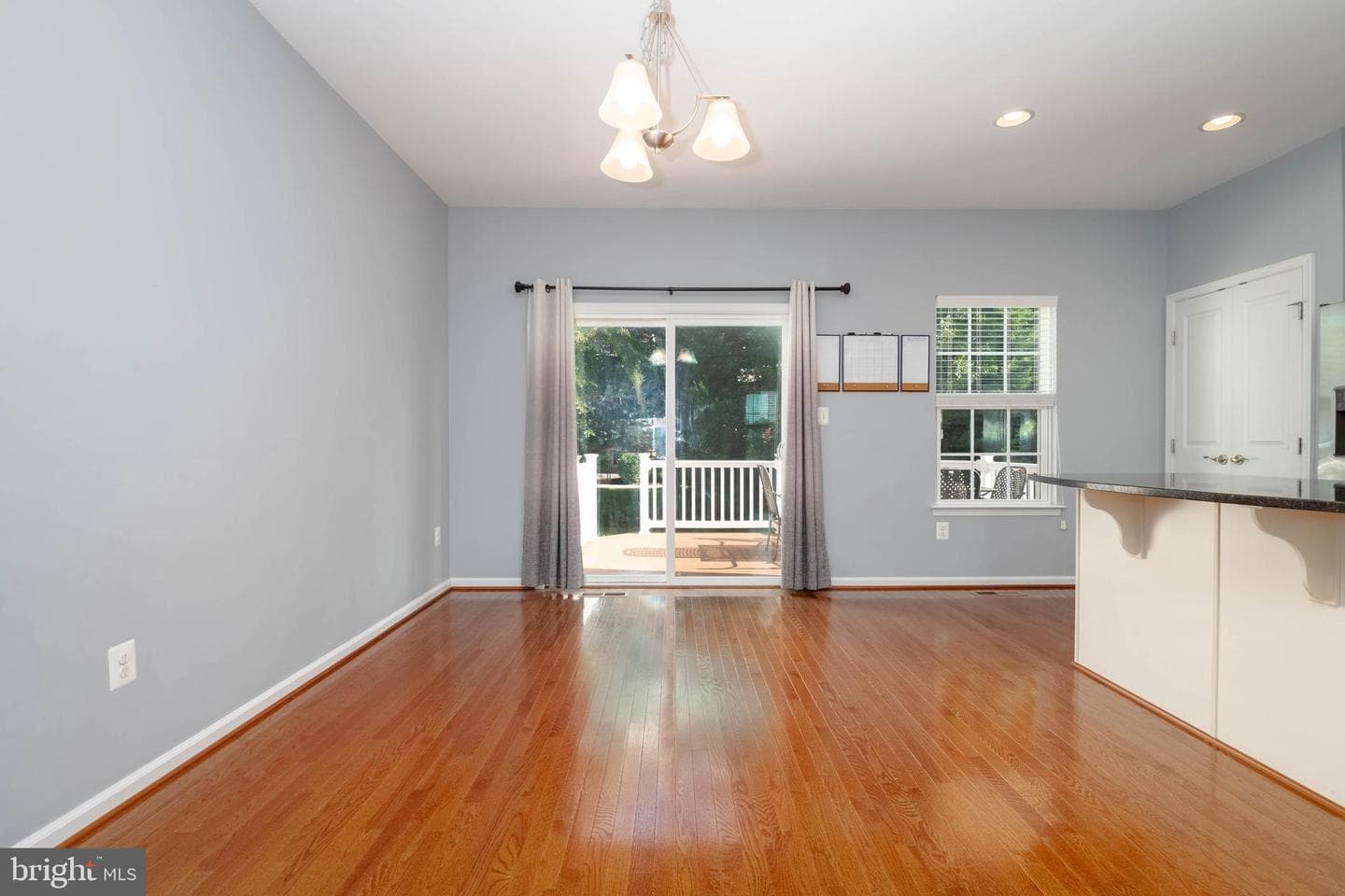 400 Cahill Road photo 10