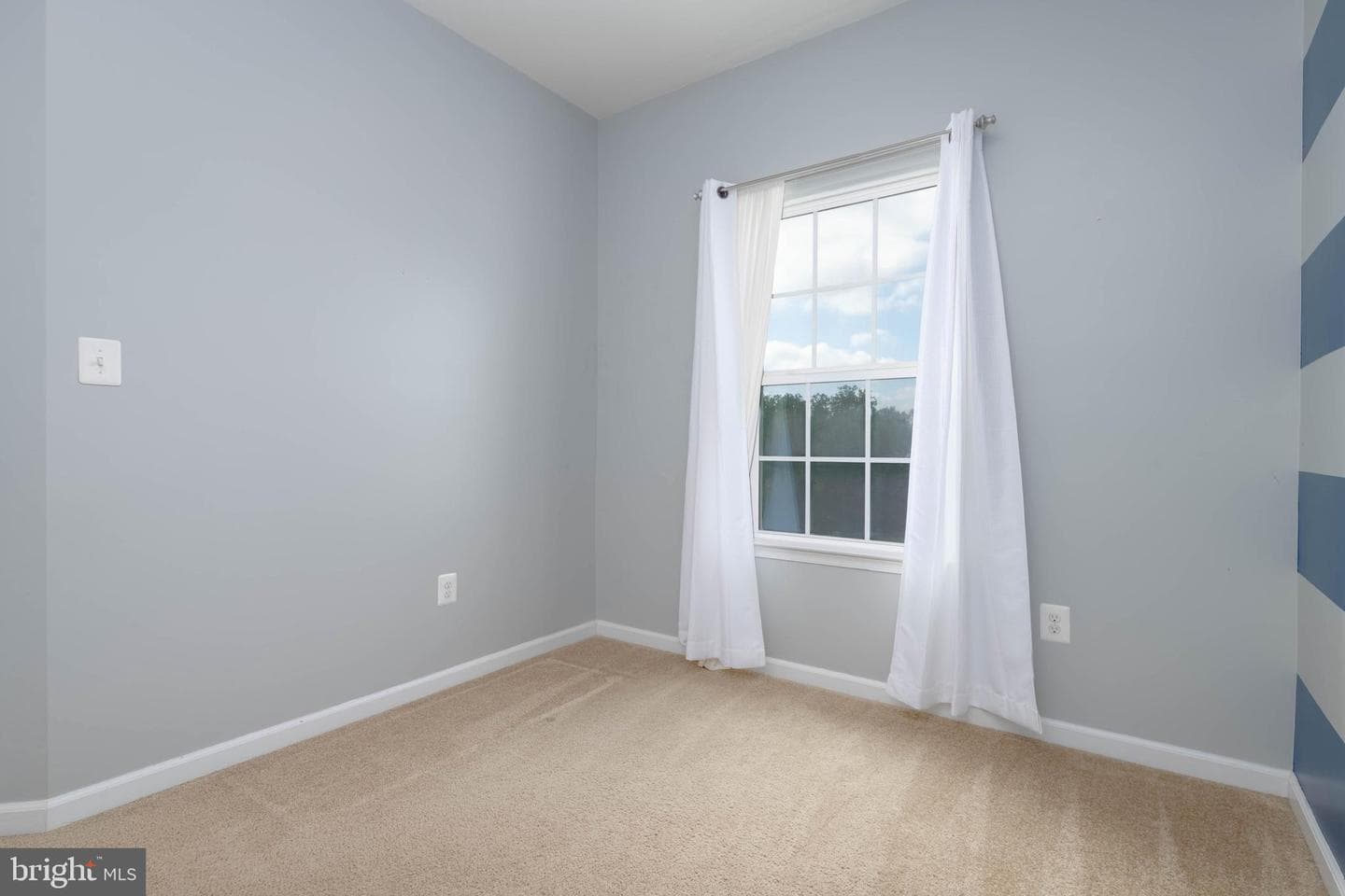 400 Cahill Road photo 24