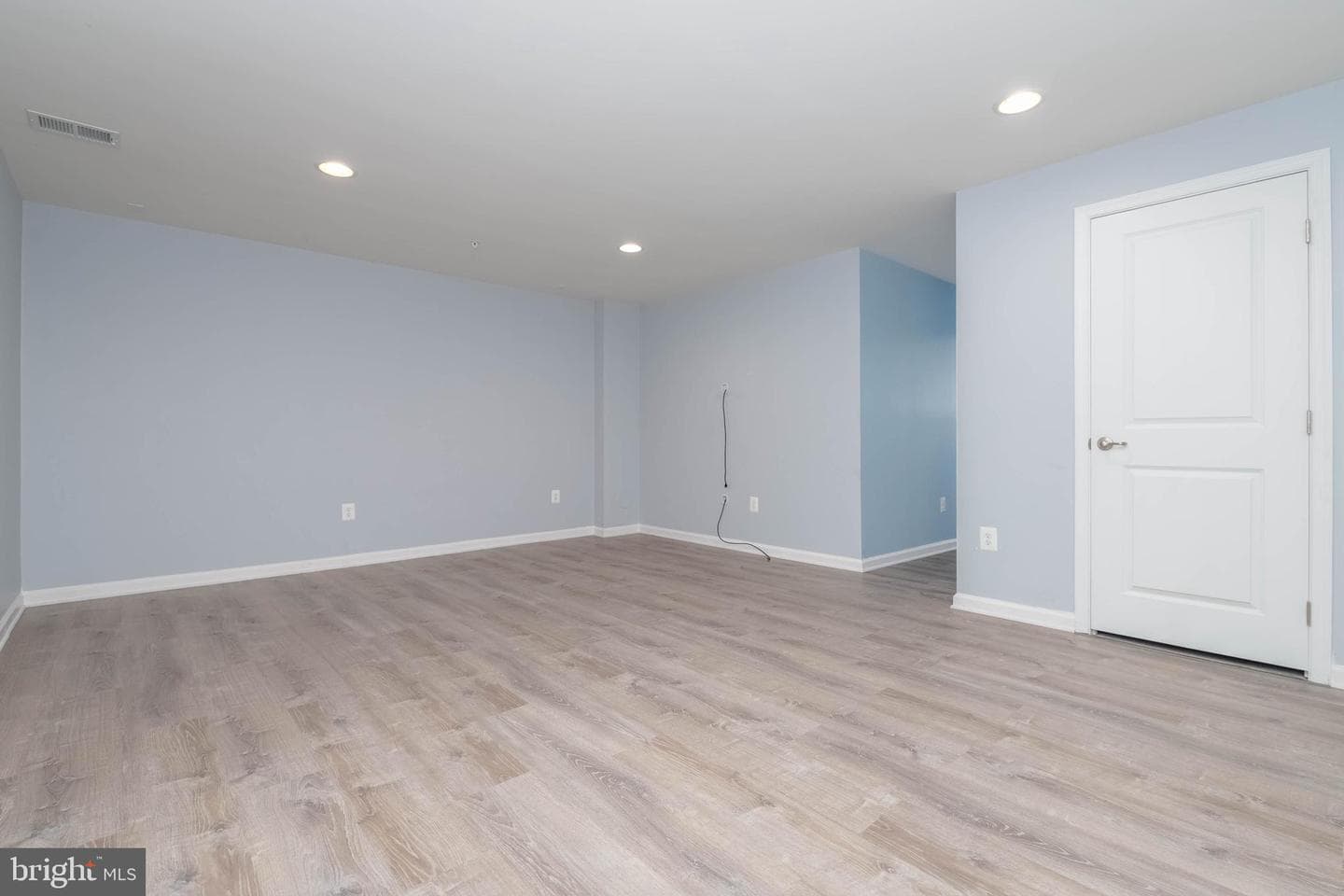 400 Cahill Road photo 33