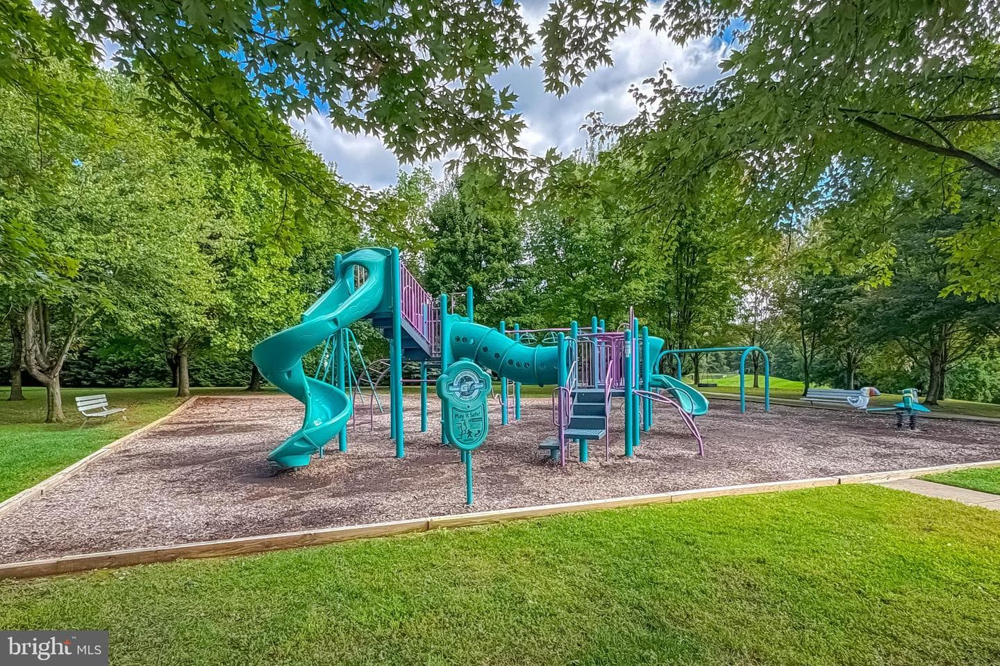 400 Cahill Road photo 40