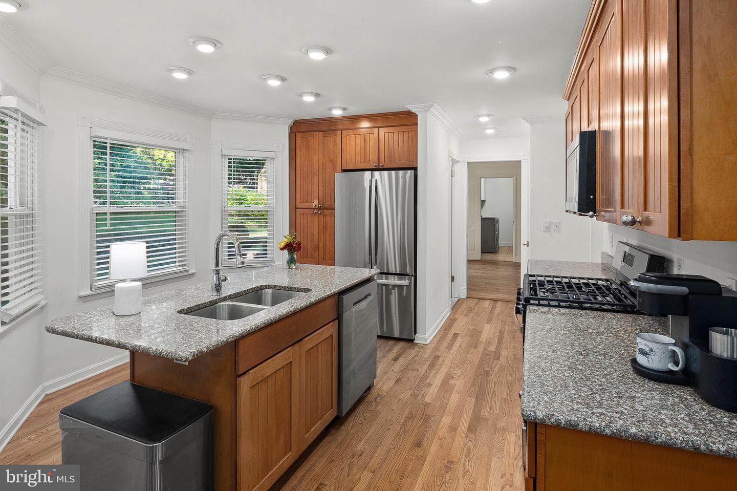400 Idlewild Road photo 5